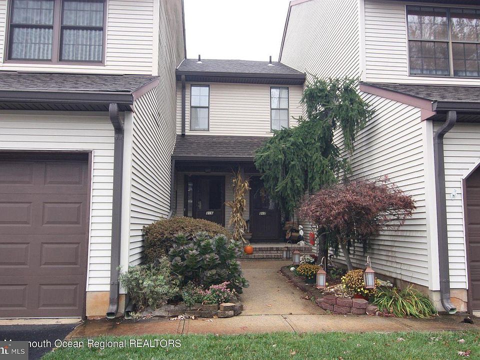 1st image of 316 Longwood Dr