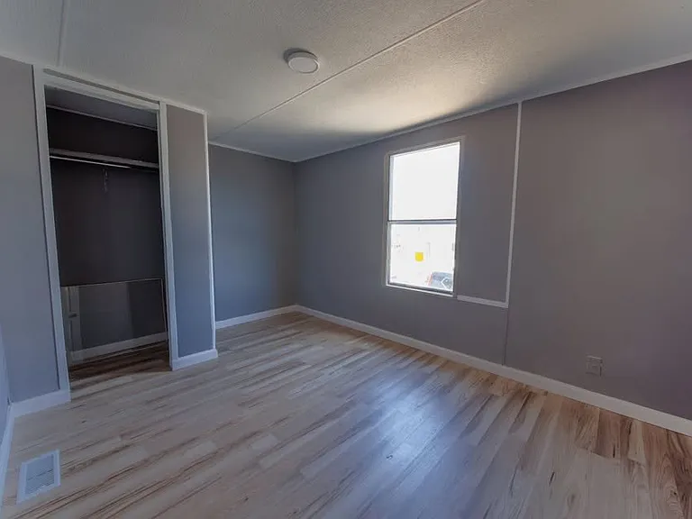 300 Randell Dr #17 — Photo 9