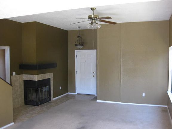 2nd image of 7616 Sandlewood Dr NW