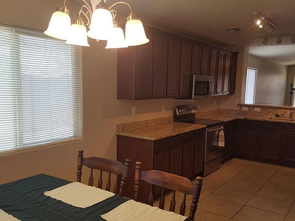 5th image of 18635 W Lupine Ave