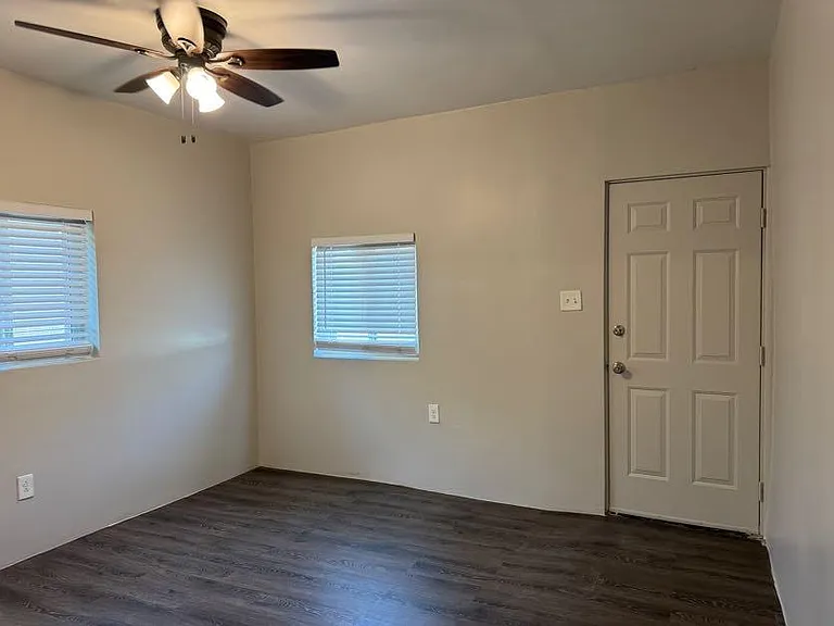 221 W University Blvd #221 — Photo 9