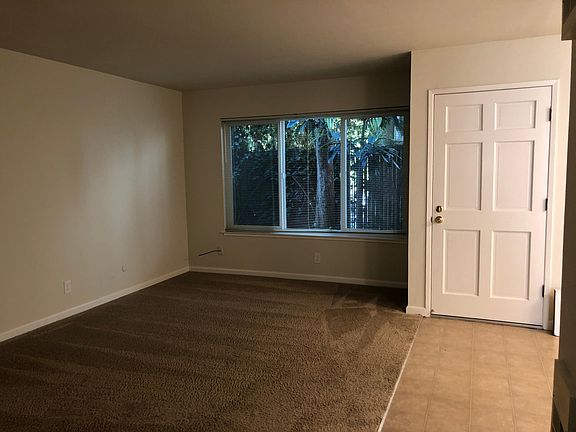 Living room and front dooor