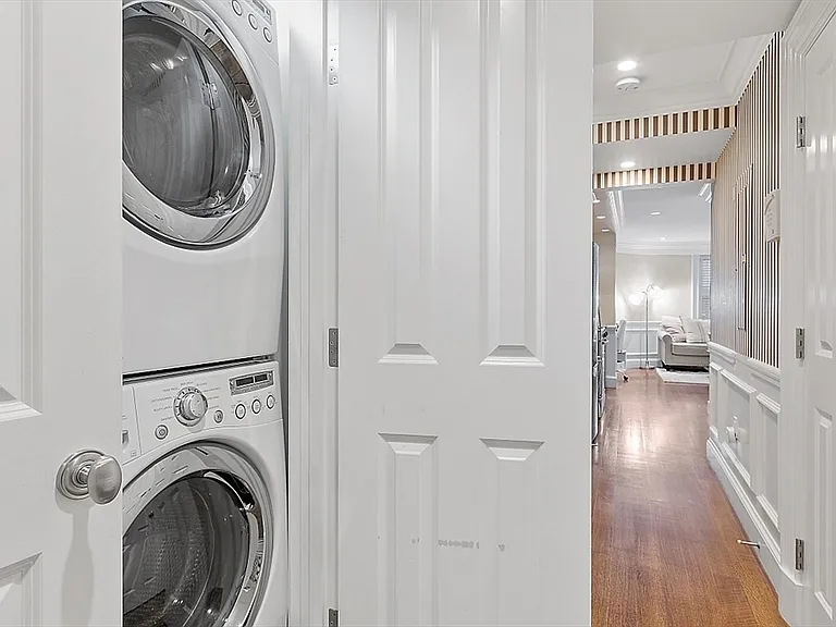 48 Commonwealth Ave #1B — Photo 18
