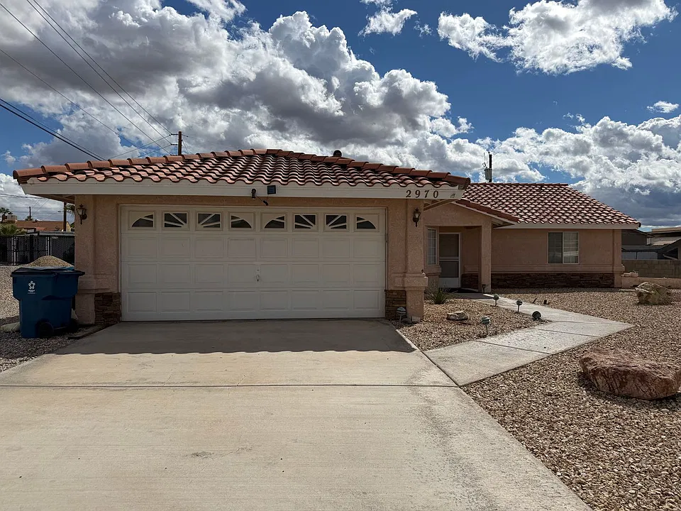 2970 Ranchero Dr