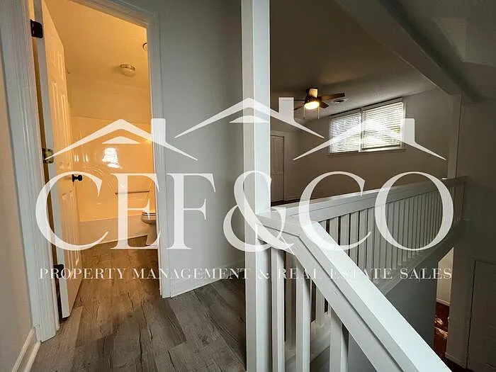 113 Inwood Ct — Photo 15