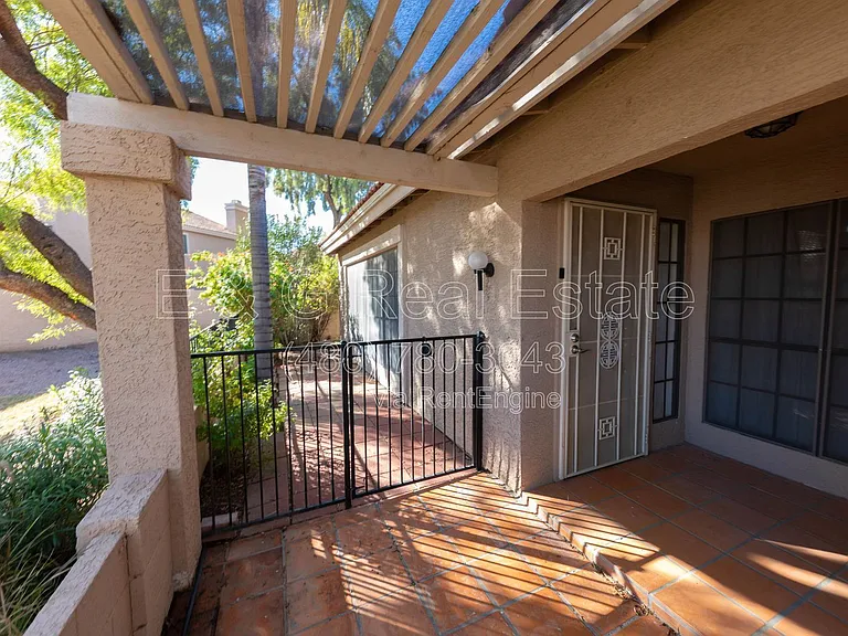 4283 E Agave Rd — Photo 3