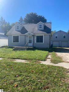 215 N Huron St, Lake City, MI, 49651