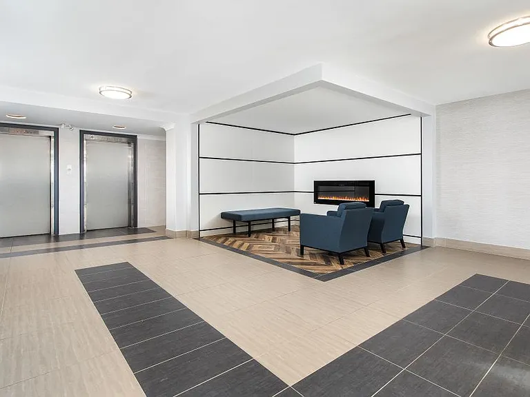 1475 Bloor St — Photo 9