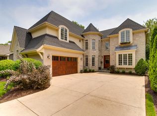 180 E Cayuga Ave, Elmhurst, IL