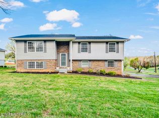 327 River Bend Dr, Loudon, TN 37774