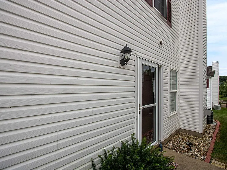 2623 E Oaklawn Ct #0 — Photo 18