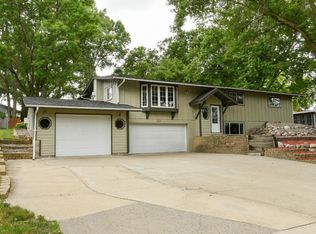 5207 Brooks Cir SE, Prior Lake, MN 55372