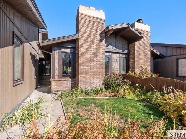 1301 Laurel Dr, Idaho Falls, ID 83404