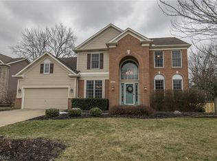 19465 Blue Spruce Dr, Strongsville, OH
