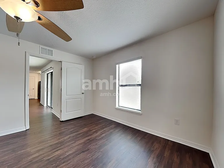 1741 Chatham Green Cir — Photo 12