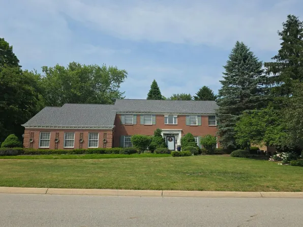 3834 Hemmingway Dr, Okemos, MI 48864