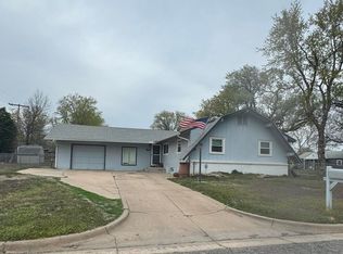 7300 W Galoway Ave, Wichita, KS 67212