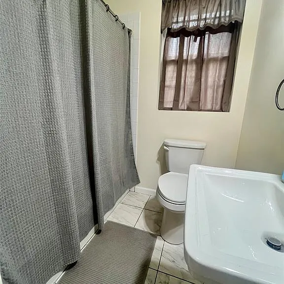 73 Webster Ave #C — Photo 5