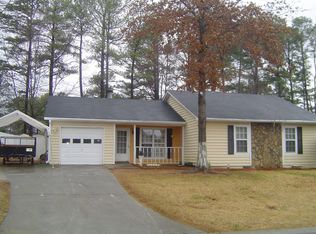 5800 Glenn Hollow Ln, Norcross, GA 30071