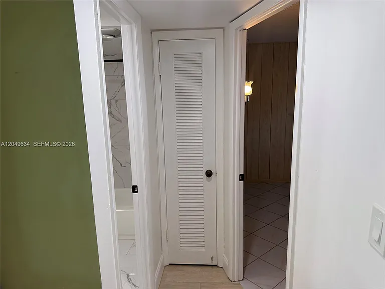 8135 Sunrise Lakes Blvd #210 — Photo 14