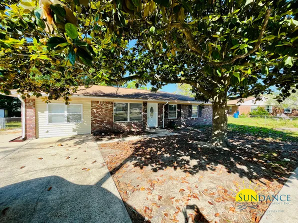 323 23rd St, Niceville, FL 32578