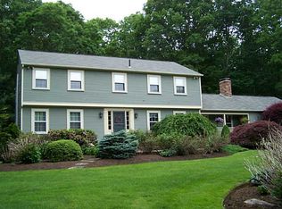 25 Boulder Way, East Greenwich, RI 02818