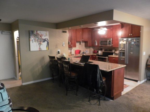 2nd image of 3550 N Lakeshore APT 216