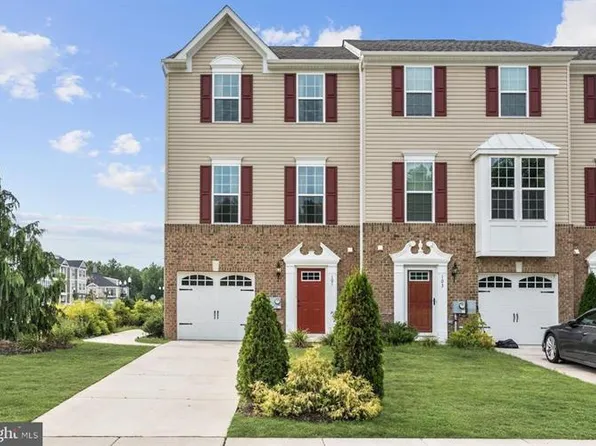 101 Jonagold Dr, Glassboro, NJ 08028