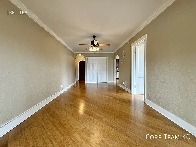 4804 Jefferson St #301 — Photo 5