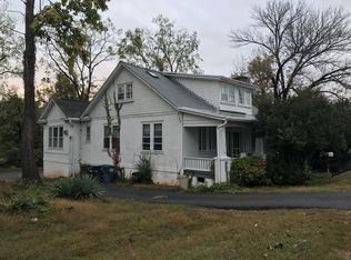 2207 Jefferson Park Ave, Charlottesville, VA 22903