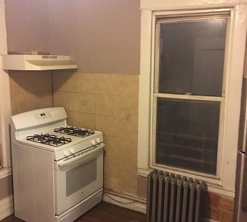 2nd image of 3149 100th St