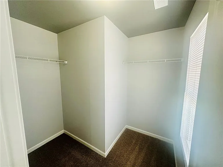 6078 Oak Bend Ct — Photo 13