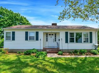 18 Davis Pkwy, South Burlington, VT 05403