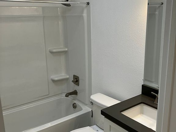 4th image of 12048 Culver Blvd APT 208