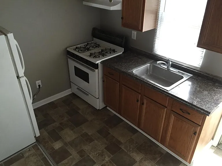 510 S Duncan St — Photo 3