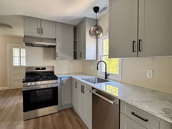 2nd image of 235-237 Long Hill Ave #B