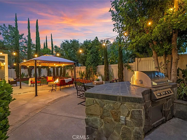 6 Coffeeberry Ct — Photo 24