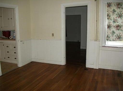 5th image of 795 Douglas Ave