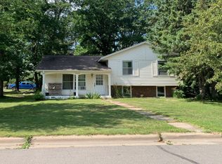 1609 SE 6th Ave, Grand Rapids, MN 55744