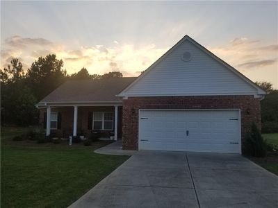 869 Crossroads Ct, Social Circle, GA, 30025
