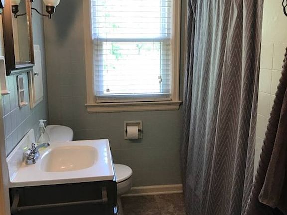 5th image of 312 E Waterford St