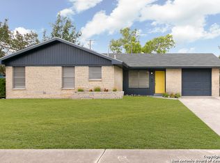 4942 Lakewood Dr, San Antonio, TX 78220
