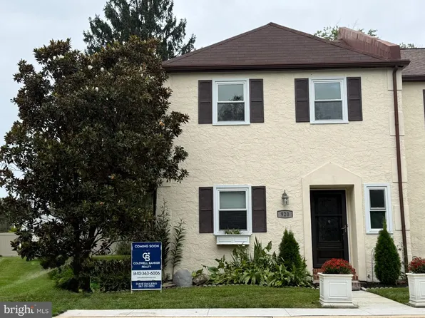920 Hollyview Ln #20, West Chester, PA 19380
