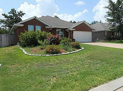 1st image of 1516 Hunter Creek Dr