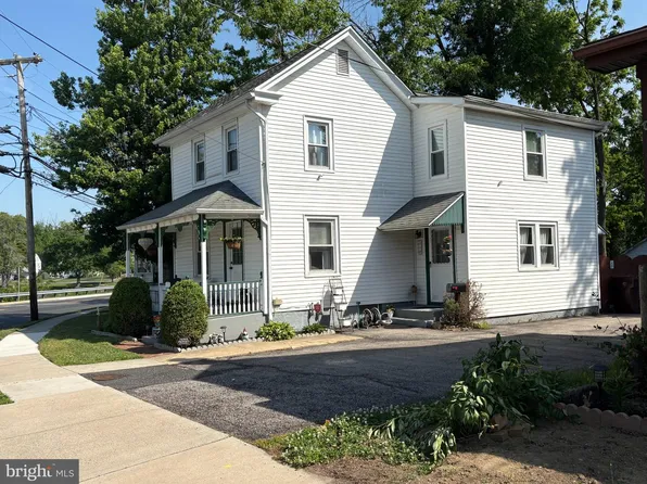 313 S Main St, Woodstown, NJ 08098