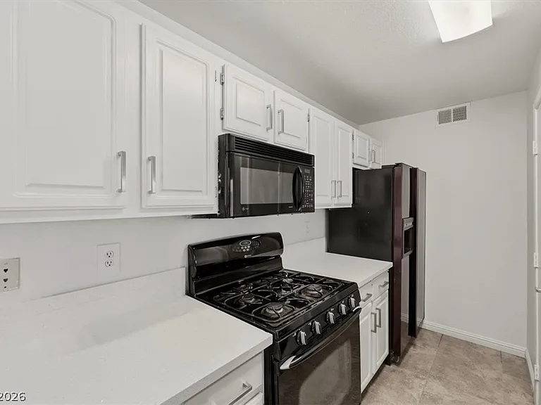 5125 W Reno Ave #2010 — Photo 6