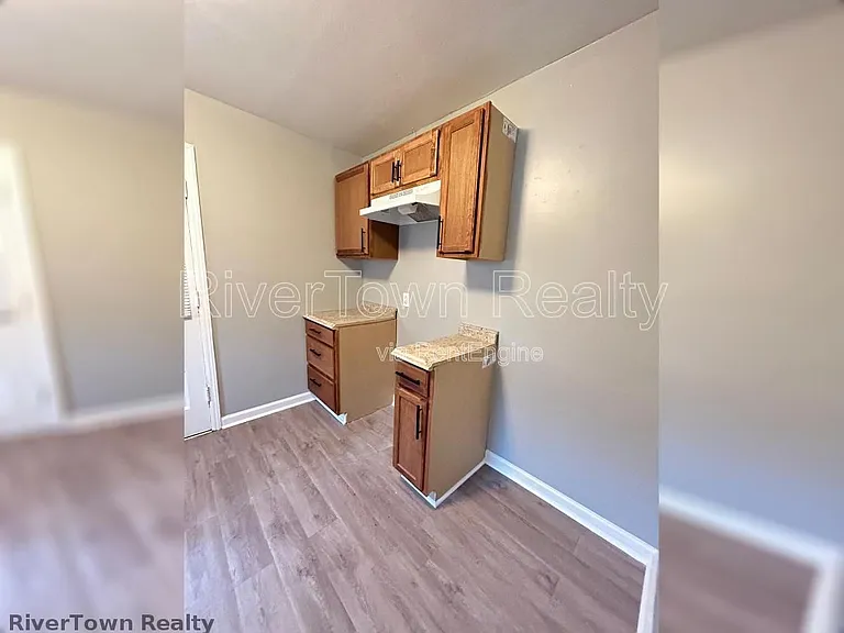 1048 Maria St — Photo 3