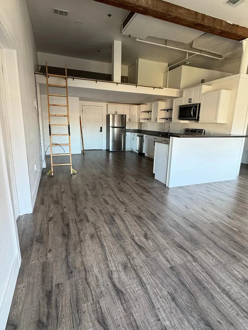 101 E Main St - #219 — Photo 3