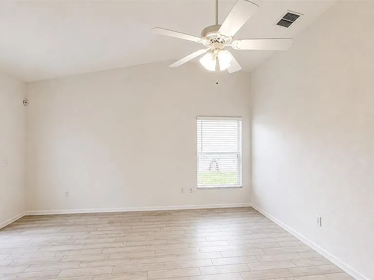 4729 Mandolin Loop — Photo 7