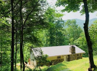 74 Deals Gap Rd, Robbinsville, NC 28771